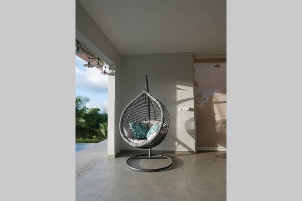 Villa Kumquat Avec Piscine Et Vue Sur Les Montagnes เปอตีต์-บูร์ก ภายนอก รูปภาพ