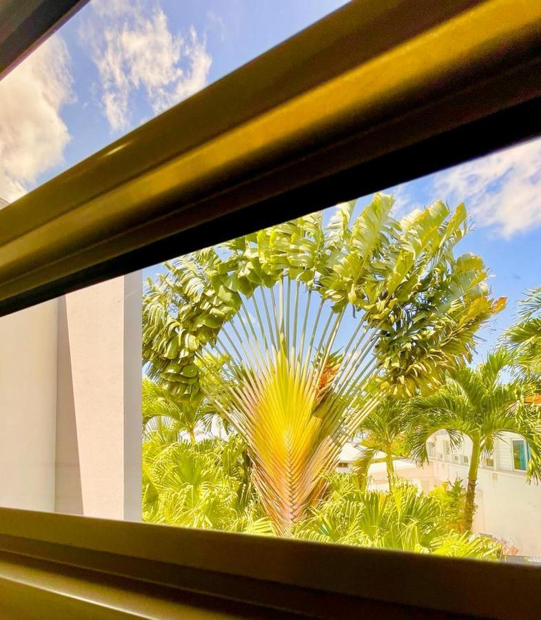 Villa Kumquat Avec Piscine Et Vue Sur Les Montagnes เปอตีต์-บูร์ก ภายนอก รูปภาพ
